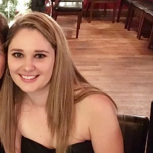 Meet your Posher, Kelly